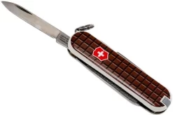 Victorinox Classic, Swiss Pocket Knife, Chocolate -Knife Shop VT0 6223 842 03 victorinox vt0 6223 842 03